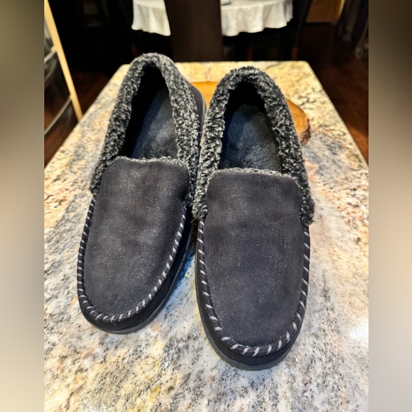 dearfoams Shoes Mens Dearfoam Slippers Size 11 Worn Once Poshmark